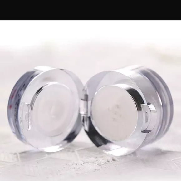 Maycheer shimmer makeup - Picture 3 of 4